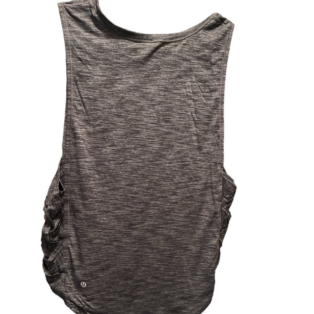 Lululemon size 10 heathered tank